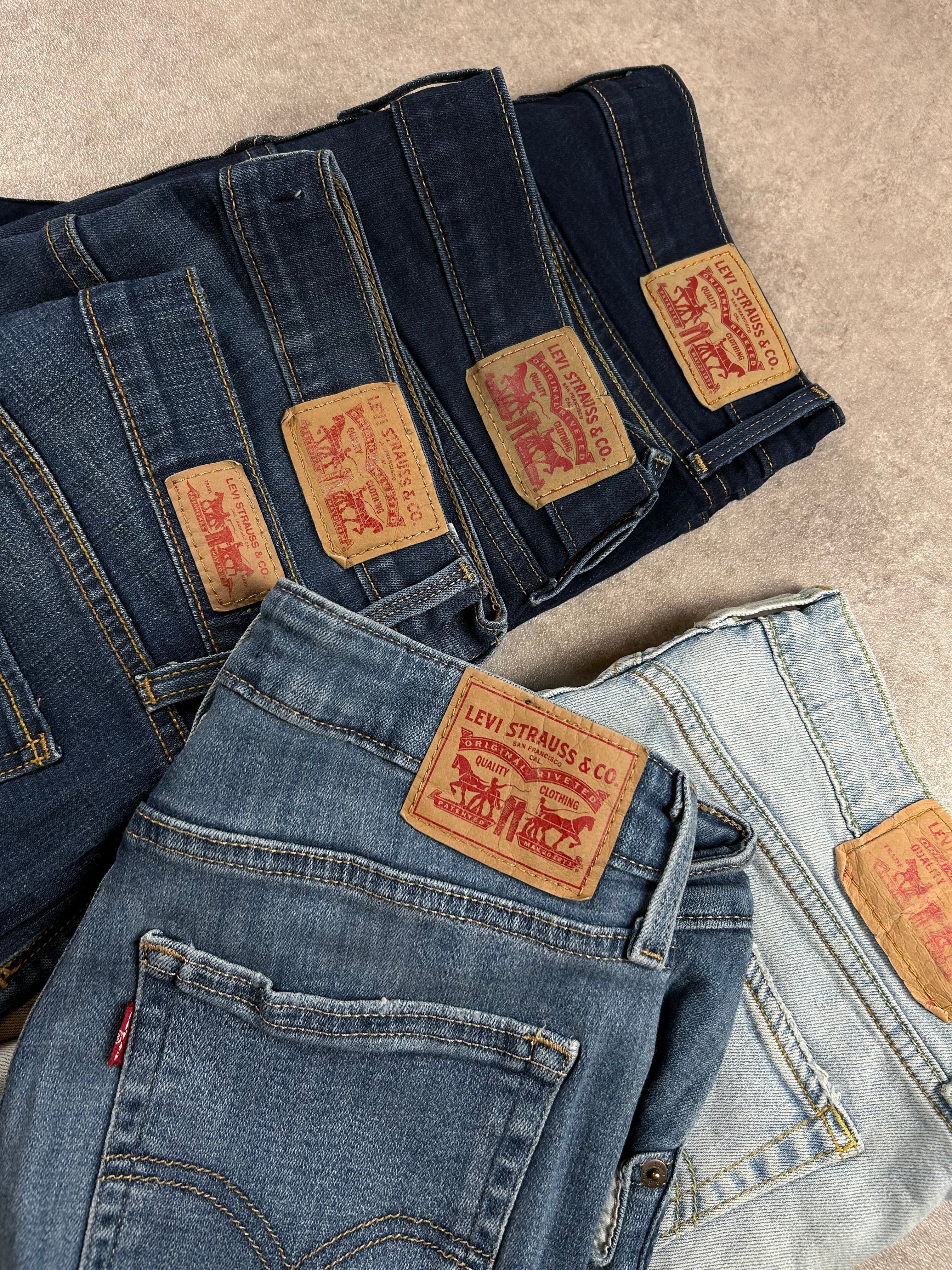 branded Jeans